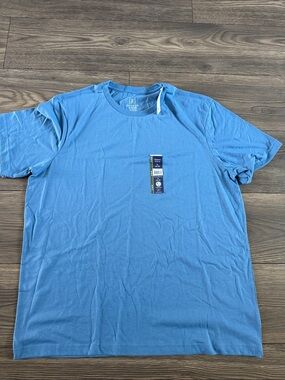 George Men's Short Sleeve Crew Tee in Sky Blue